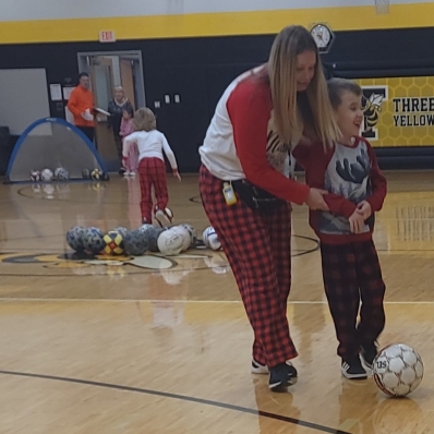 FC Cincinnati foundation visits Three Rivers