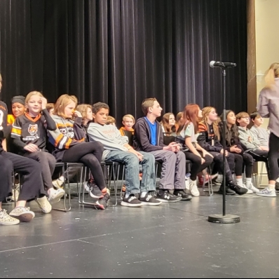 Spelling bee contestants 