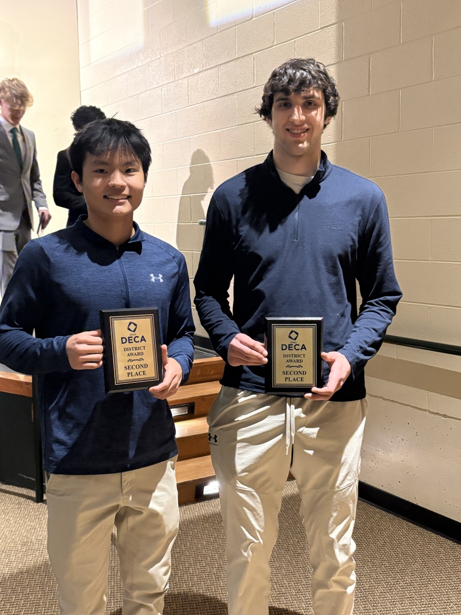 Taylor High School DECA Students Excel at District 5 Competition